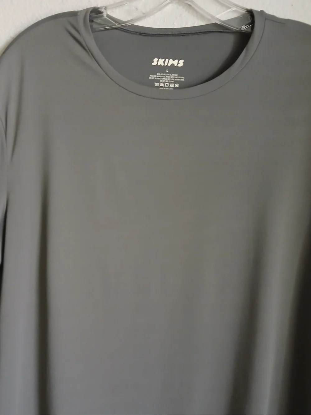 SKIMS Gunmetal Crewneck Tee Mens Large Athletic